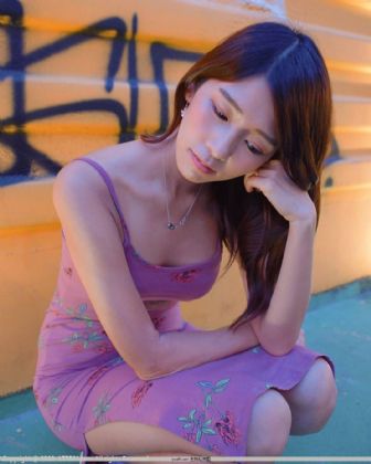 与女友晓依的杂事小说