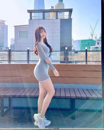 保险皇后—雅君小说