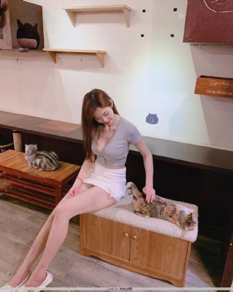 村女也疯狂小说
